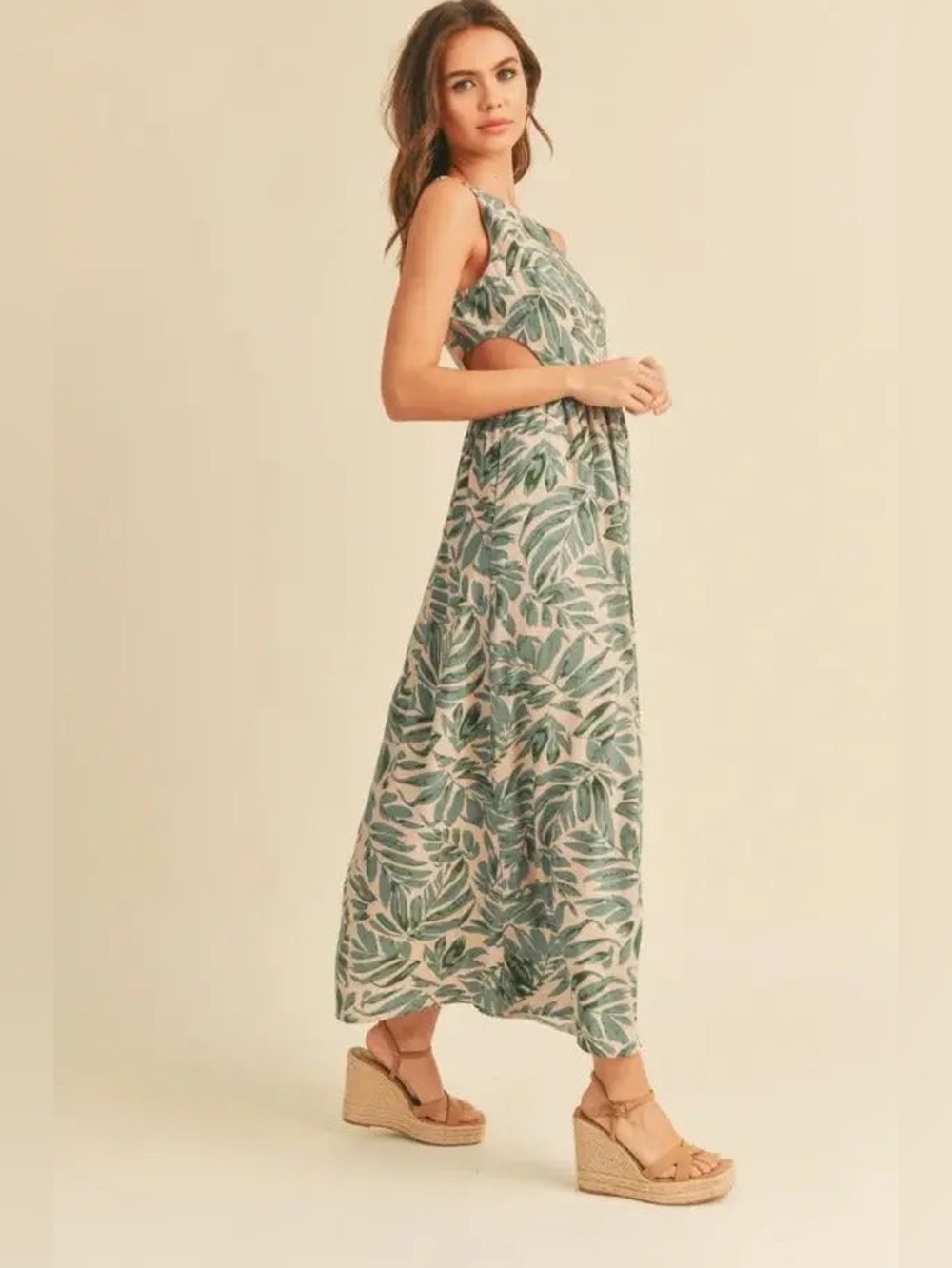 Miou Muse Fern Dress NWT Tropical Leaf Cutout Open Back Maxi Pink‎ Green Large